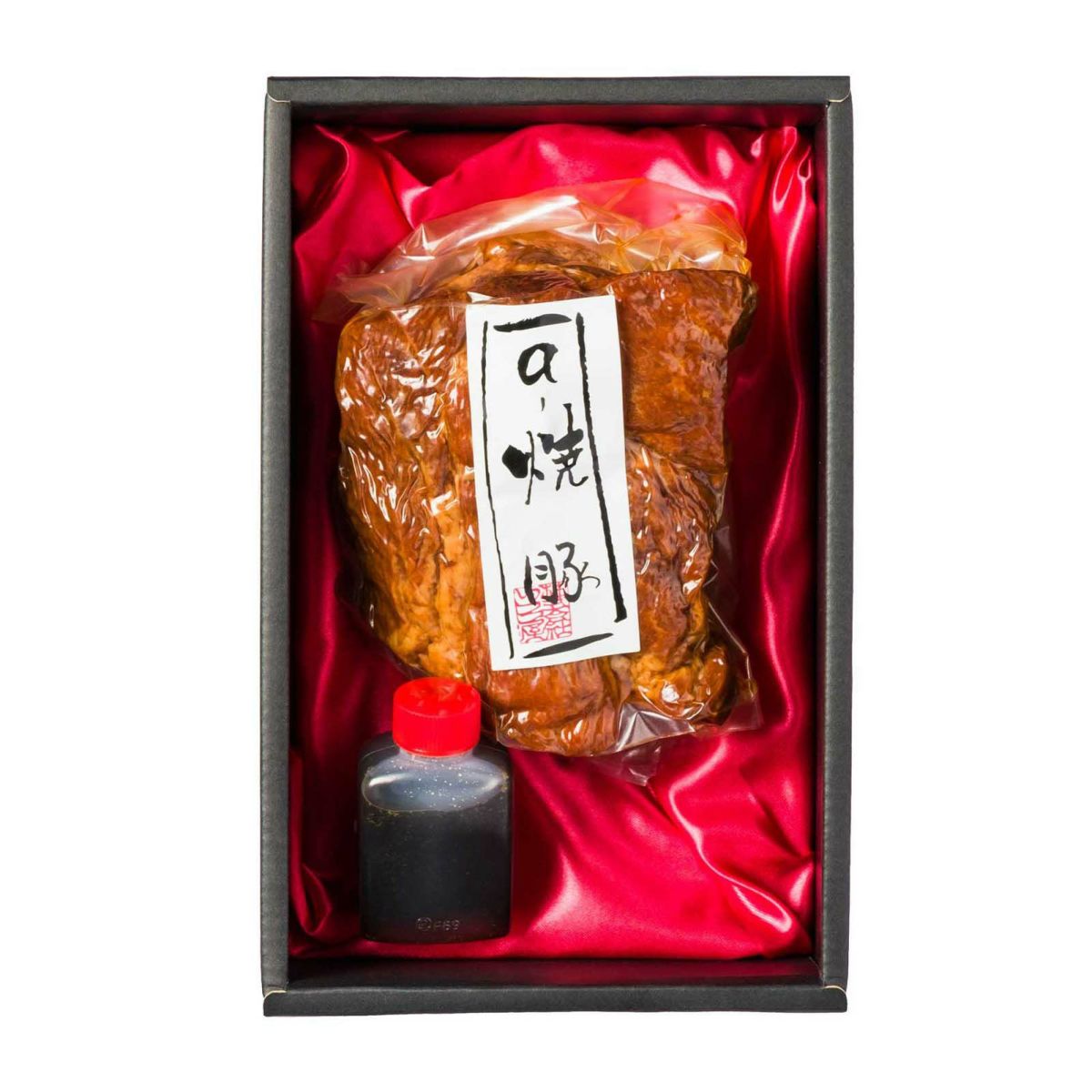 国産豚肩ロースの自家製焼豚、均一な火入れでやわらかく仕上げたスライス例